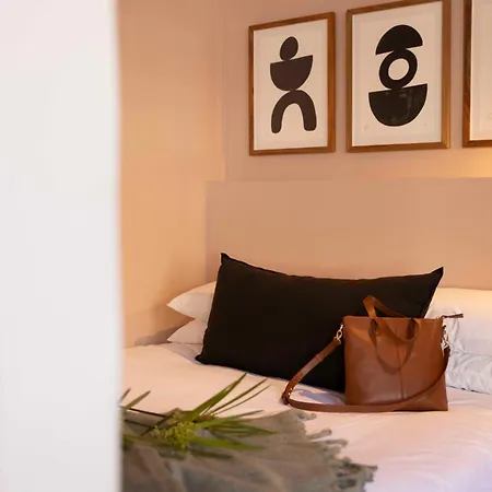 Eighty2 On M - Fluent Luxury Serviced Apartments Cape Town Exterior photo