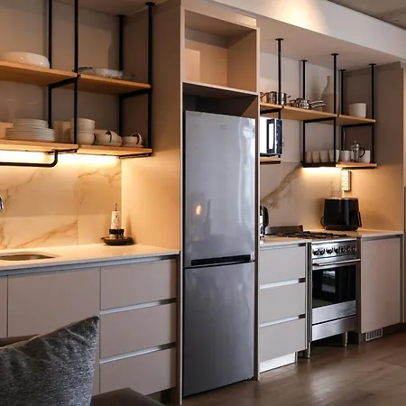 Eighty2 On M - Fluent Luxury Serviced Apartments Cape Town Exterior photo