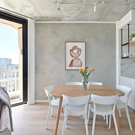 Eighty2 On M - Fluent Luxury Serviced Apartments Cape Town Exterior photo