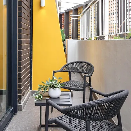 Eighty2 On M - Fluent Luxury Serviced Apartments Cape Town Exterior photo