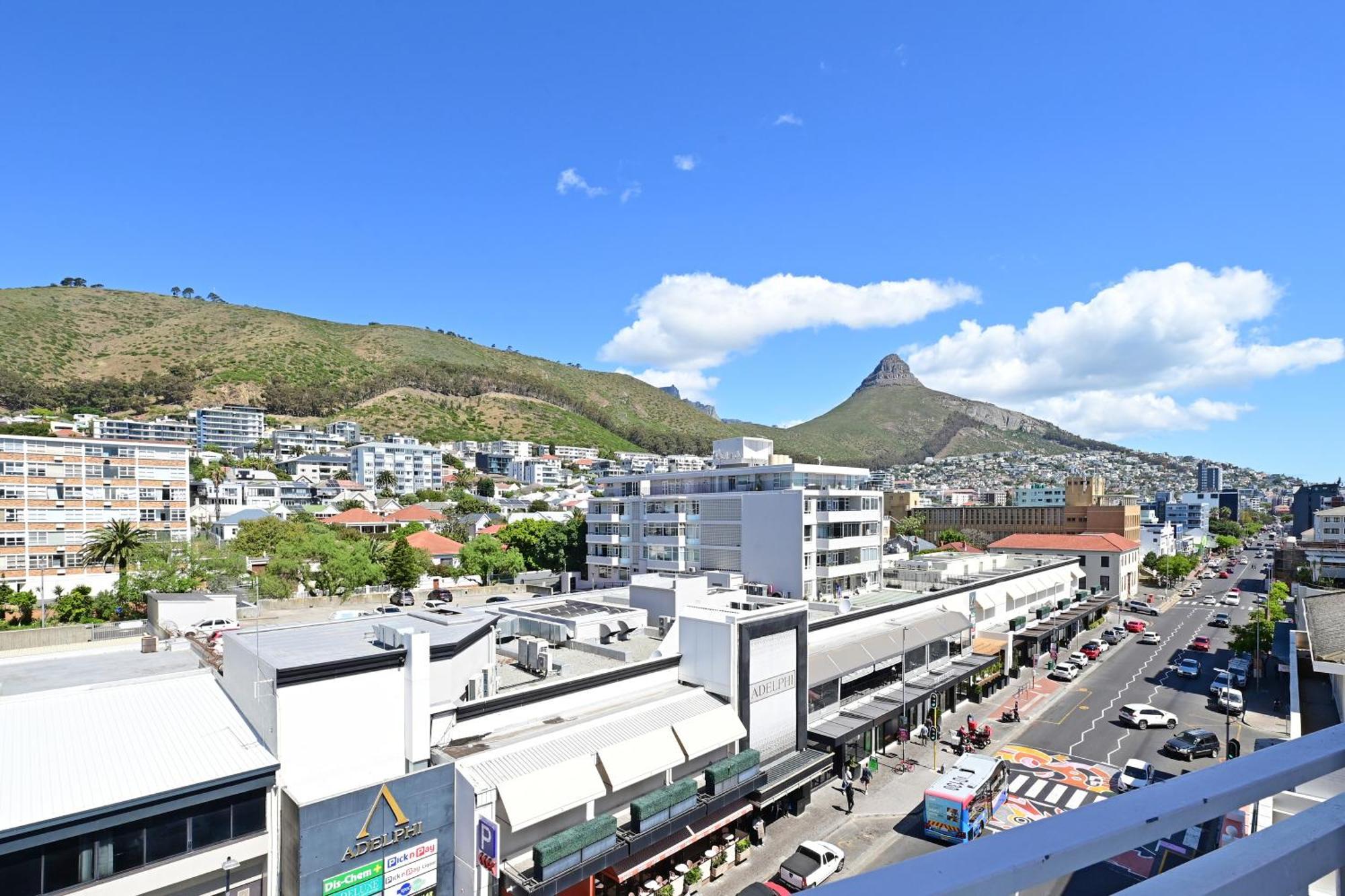 Eighty2 On M - Fluent Luxury Serviced Apartment Cape Town