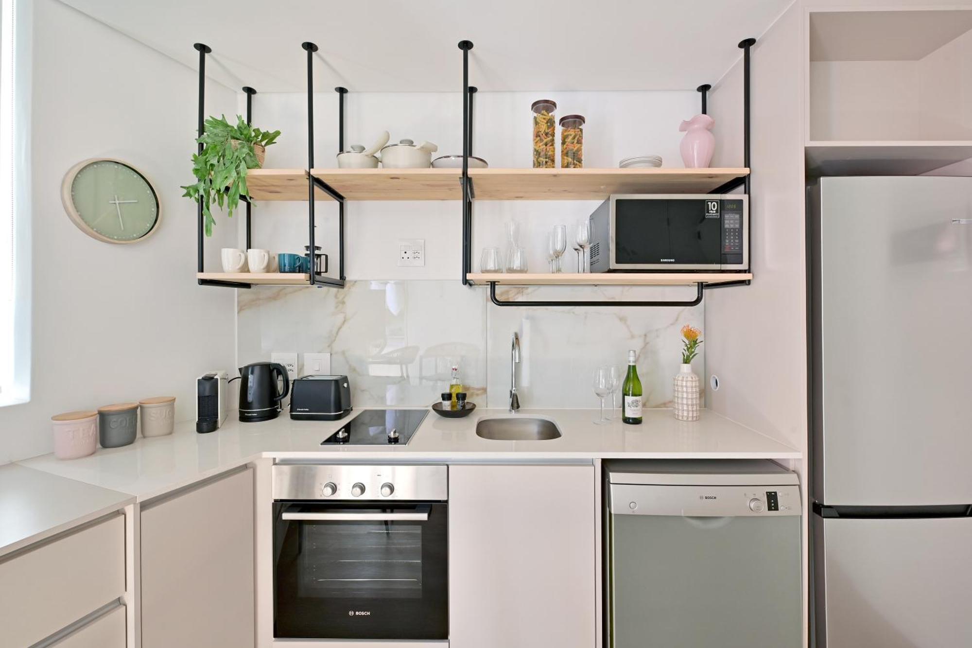 Eighty2 On M - Fluent Luxury Serviced Apartment *