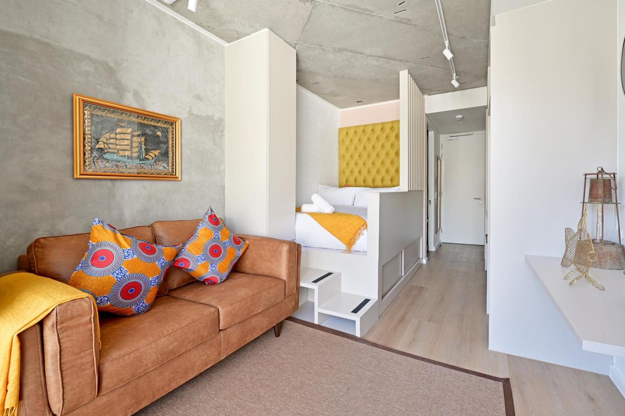 Eighty2 On M - Fluent Luxury Serviced * Cape Town