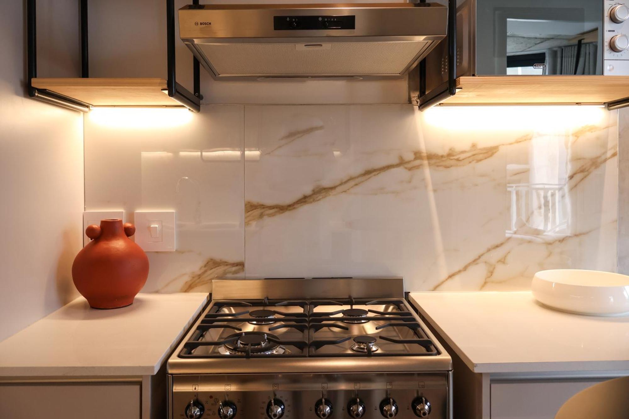 Eighty2 On M - Fluent Luxury Serviced Apartment