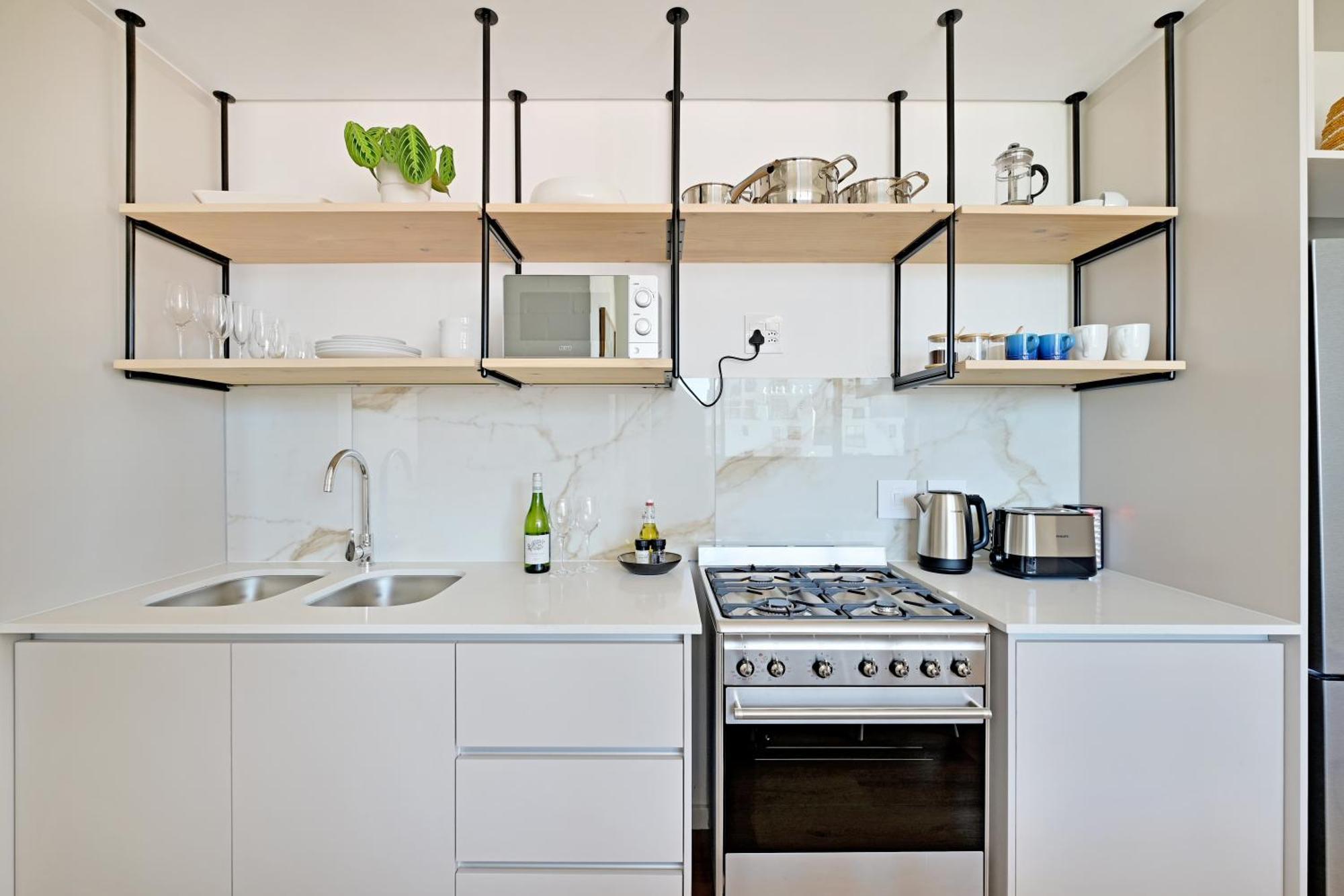 Eighty2 On M - Fluent Luxury Serviced Cape Town