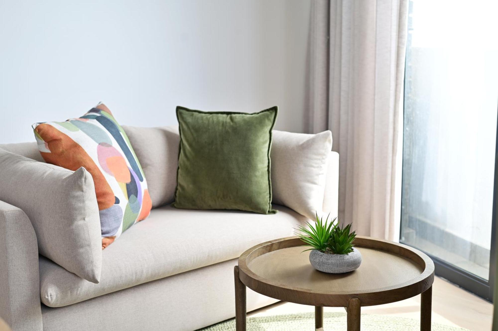 Eighty2 On M - Fluent Luxury Serviced Apartment Cape Town