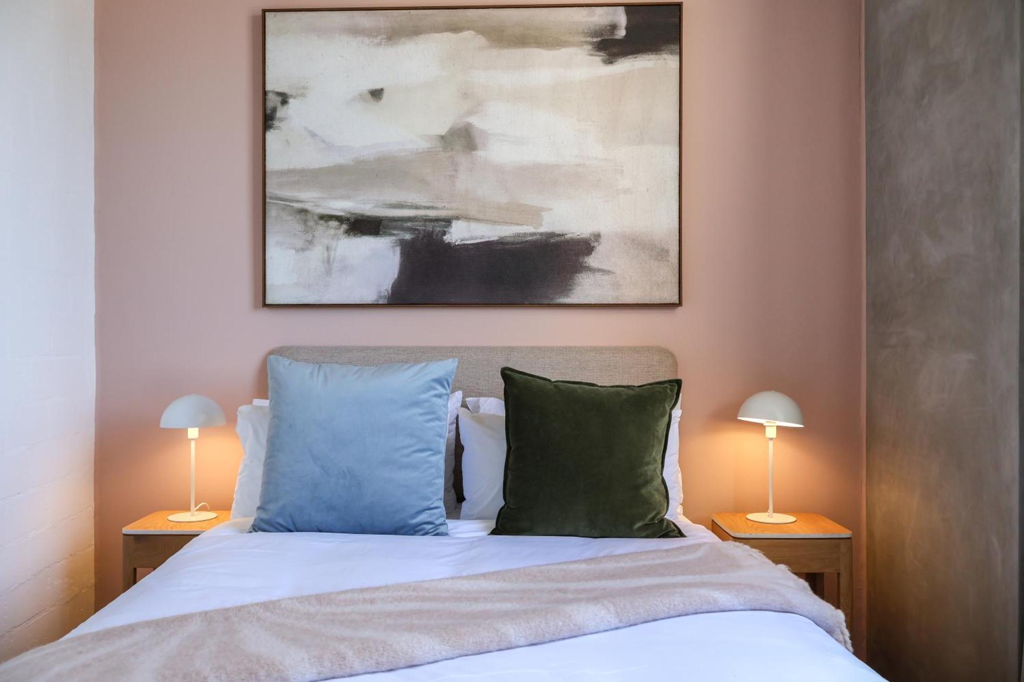 Eighty2 On M - Fluent Luxury Serviced Apartment Cape Town