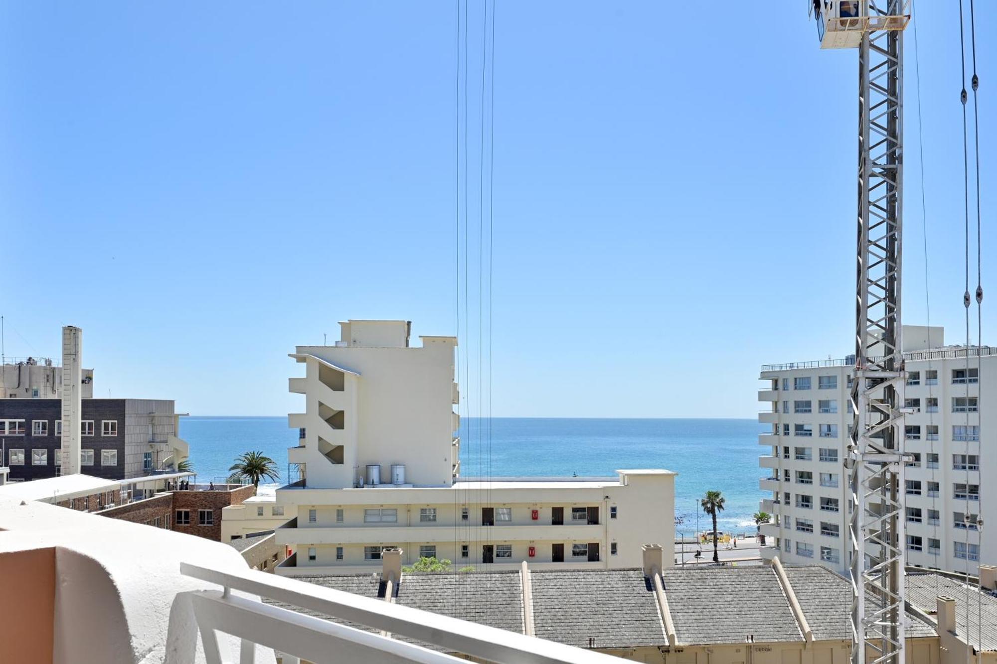 Eighty2 On M - Fluent Luxury Serviced Apartment