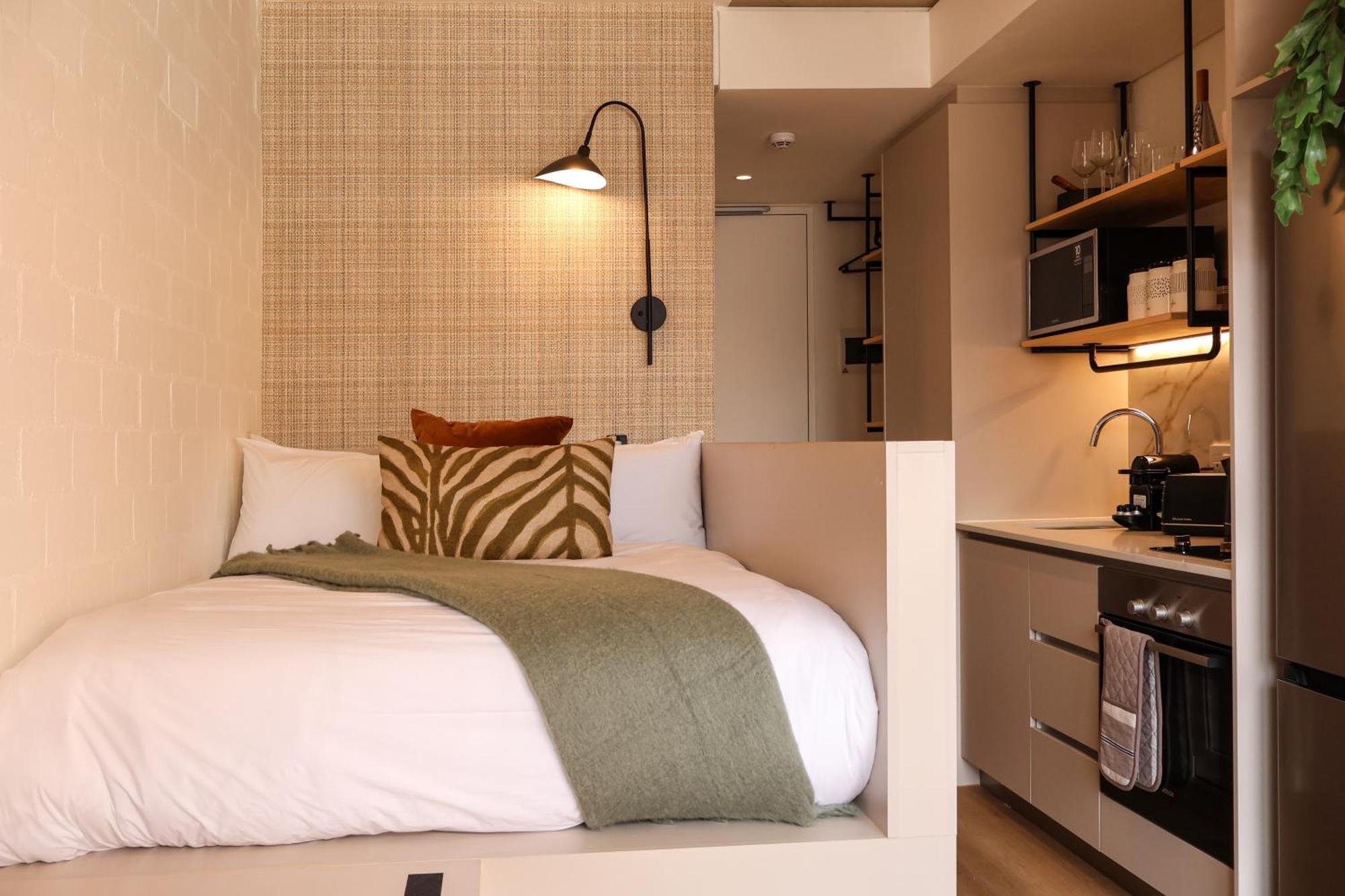Eighty2 On M - Fluent Luxury Serviced *